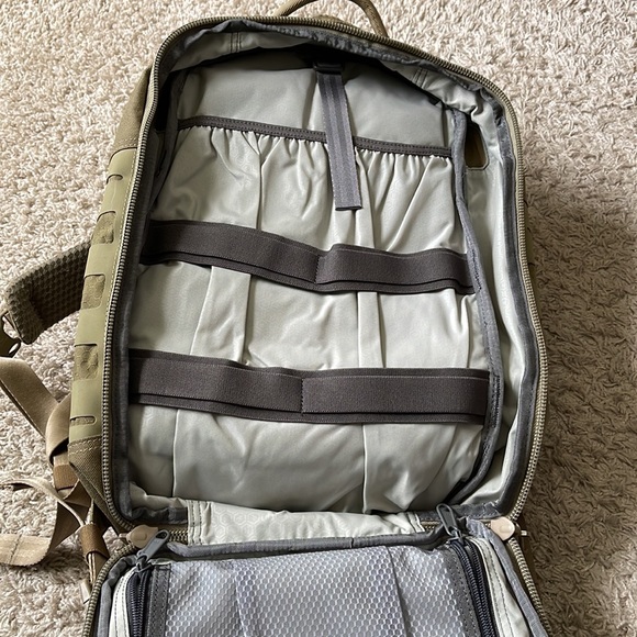 EC Maxpedition Discontinued TAN RIFTBLADE CCW-ENABLED BACKPACK 30L - Picture 5 of 16